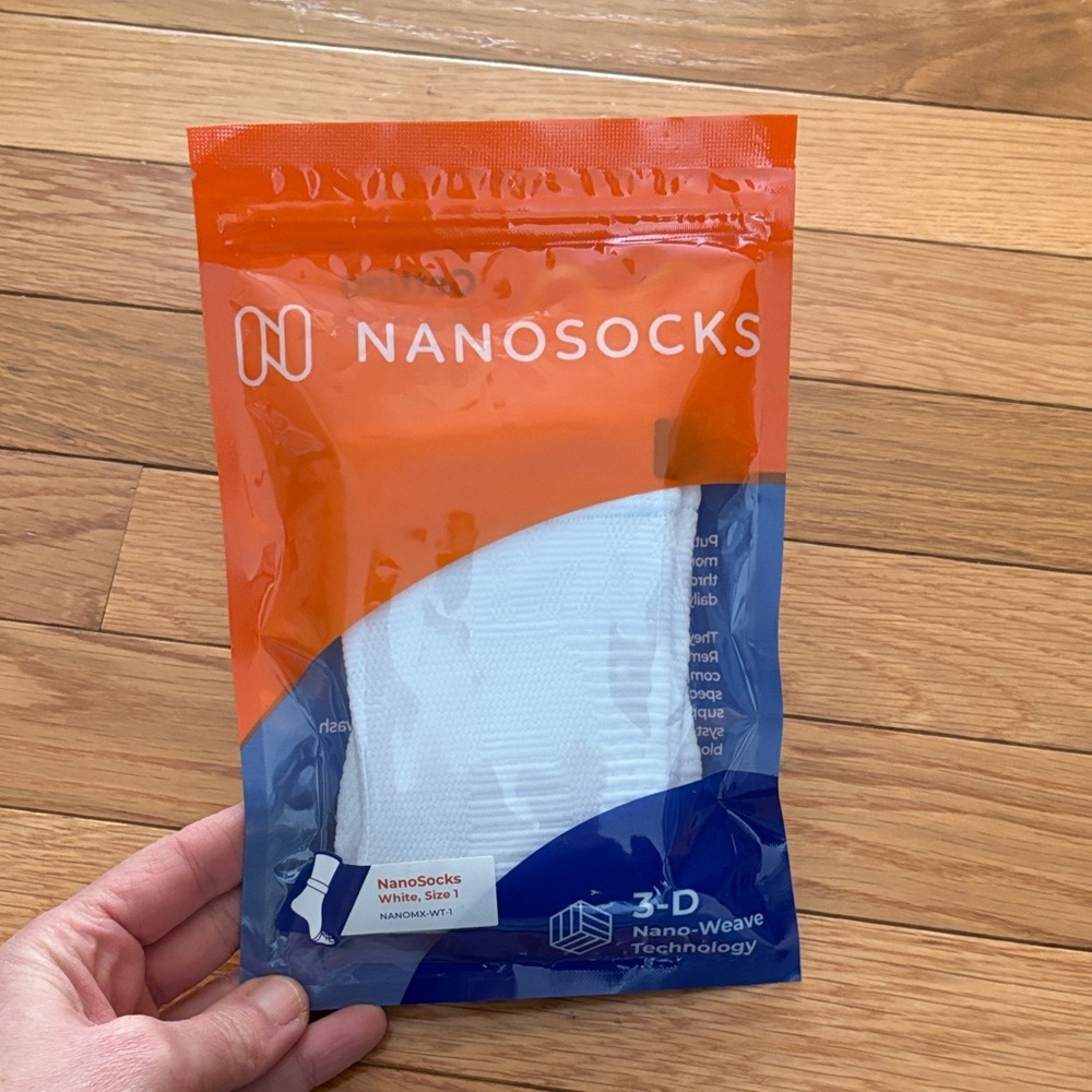 White Athletic Socks with 3D Nano-Weave Technology